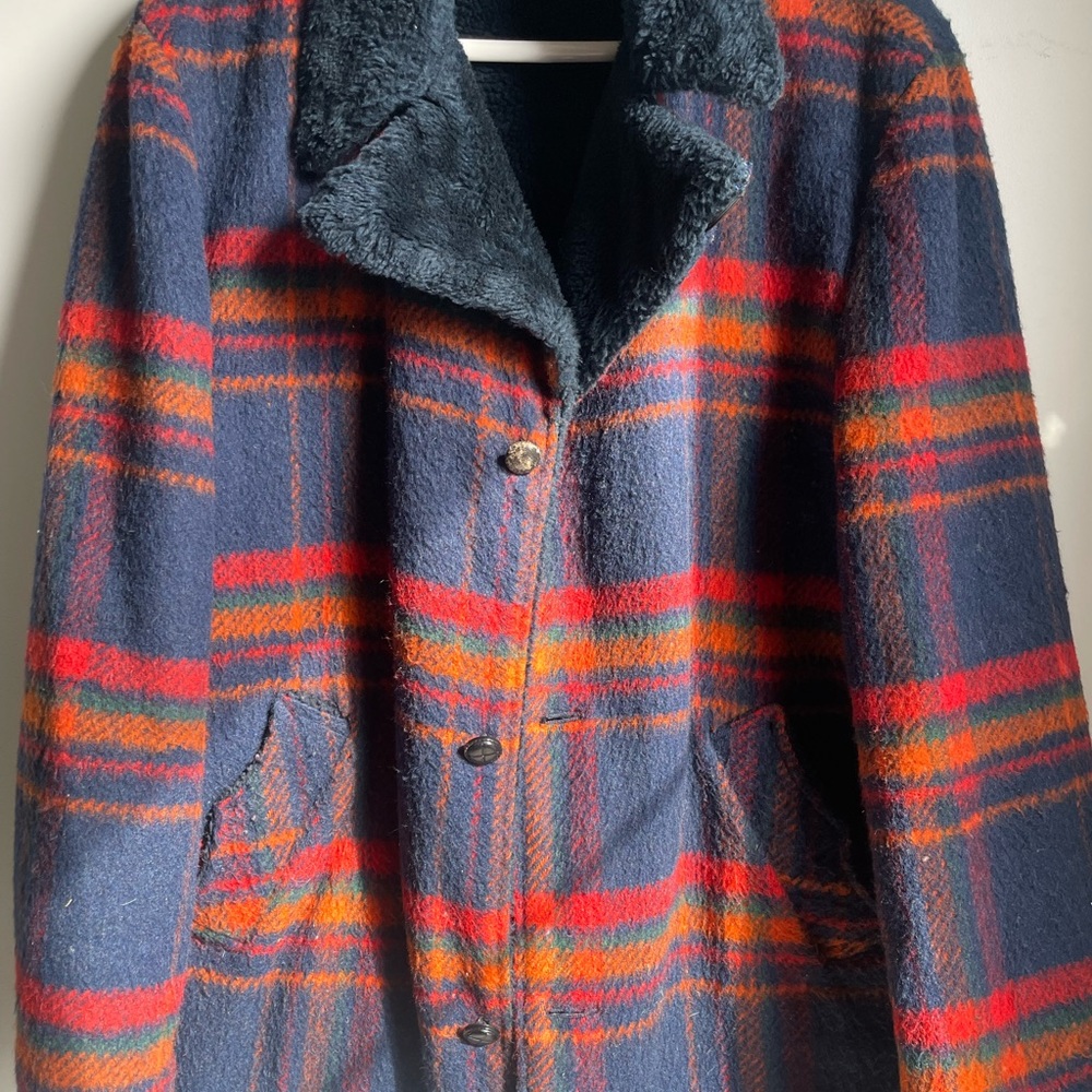 Vintage Plaid Wool Coat with Black Collar